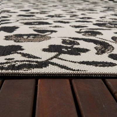 Floral Outdoor Rug Black - Opalhouse™ Floral Outdoor Rug Black - Opalhouse™ -Opalhouse Designed With Jungalow GUEST 2794d941 44a7 42ac 82ac 0ab33b9558f1